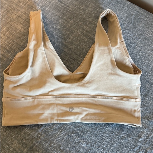 Lululemon tan sports bra size 10   New without tags - Picture 2 of 3